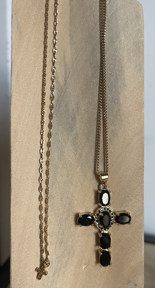 collier ras de cou doré acier inox croix strass noire