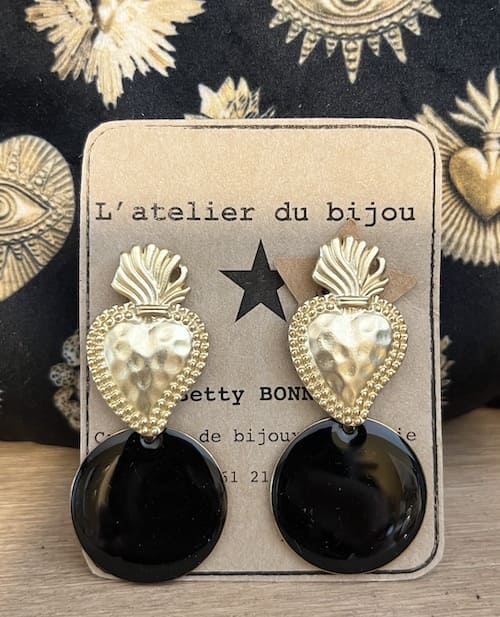 Boucle d'oreille puce en laiton coeur ex voto