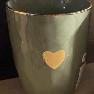 Mug kaki et coeur doré