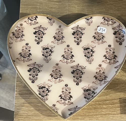 porte bijoux coeur crème et marron